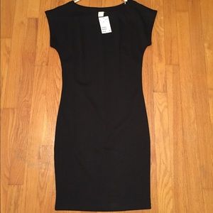 NWT! H&M size small black sheath dress